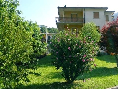 Casa indipendente in vendita a Algua