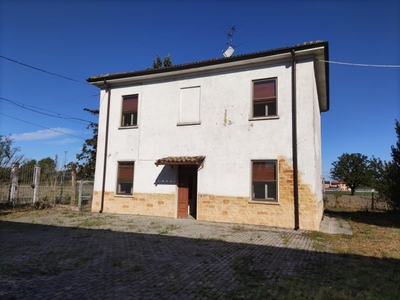 Casa indipendente in vendita a Casteggio