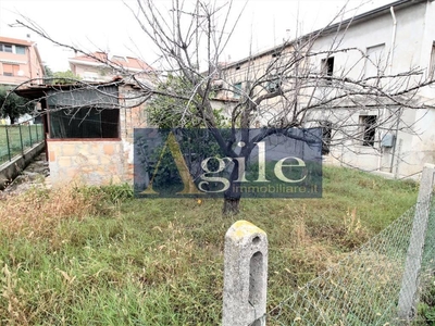 Casa indipendente in vendita a Castel Di Lama