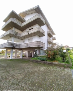 Casa indipendente in vendita a Castel Frentano