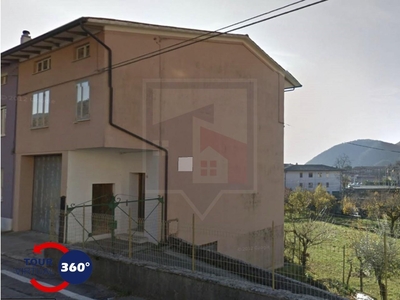 Casa indipendente in vendita a Cogollo Del Cengio