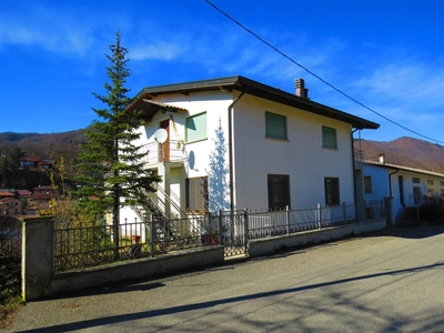Casa indipendente in vendita a Farini