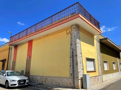 Casa indipendente in vendita a Neviano