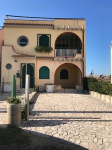 Casa indipendente in vendita a Pachino