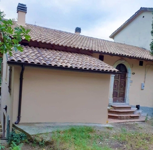 Casa indipendente in vendita a Roccafluvione