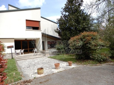 Casa indipendente in vendita a Rovigo