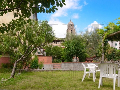 Casa indipendente in vendita a Toirano