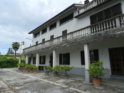 Casa indipendente in vendita a Vignale Monferrato