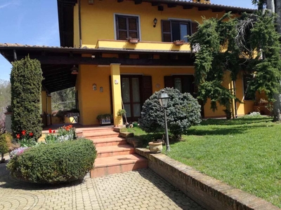 Casa indipendente in vendita a Villafranca D'Asti