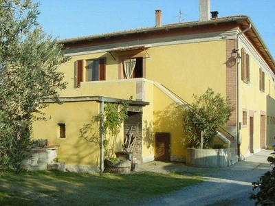 Casale in vendita a Chianciano Terme