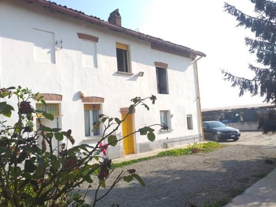 Cascina in vendita a Mortara