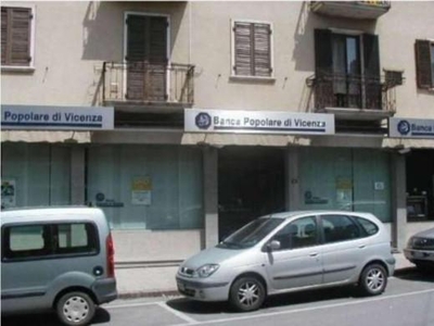Filiale bancaria in vendita a Marano Vicentino