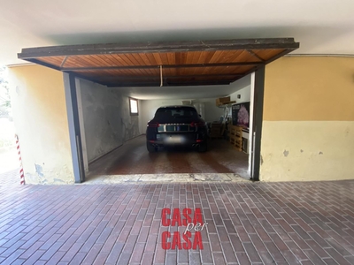 Garage in vendita a Este