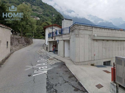 Garage - Posto auto in vendita a Chiavenna