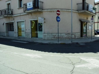 Locale commerciale in vendita a Corigliano-Rossano