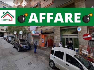 Locale commerciale in vendita a Salerno