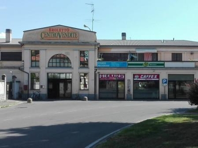 Negozio in affitto a Mortara