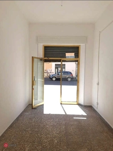 Negozio/Locale commerciale in Affitto in Garibaldi 437 a Livorno