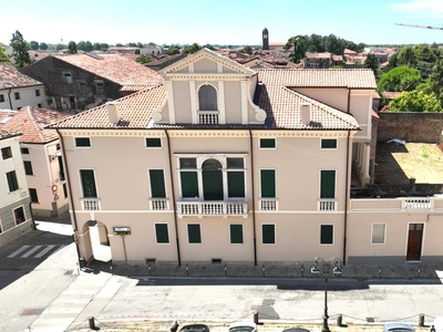 Palazzo in vendita a Este