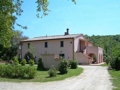 Podere turistico con terreno Livorno