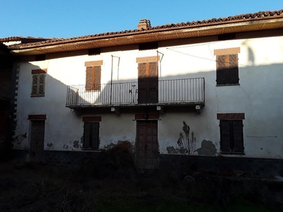 Porzione di casa in vendita a Chiusano D'Asti