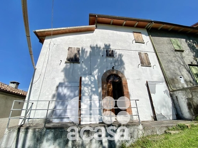 Porzione di casa in vendita a Mercato Saraceno