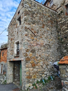 Porzione di casa in vendita a Santo Stefano Di Magra