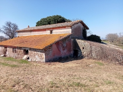 Rustico in vendita a Montefiascone