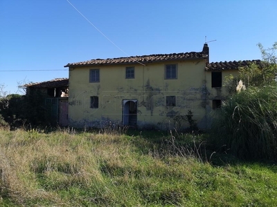 Rustico in vendita a Santa Maria A Monte