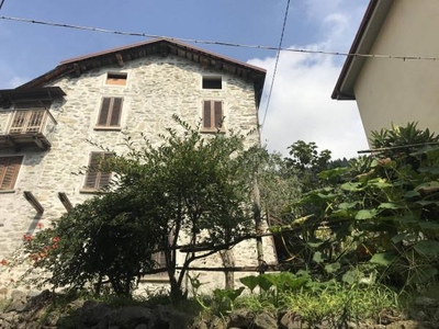 Terratetto unifamiliare in vendita a Buglio In Monte