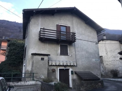 Terratetto unifamiliare in vendita a Cosio Valtellino