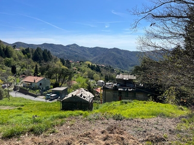 Terreno edificabile in vendita a Castiglione Chiavarese