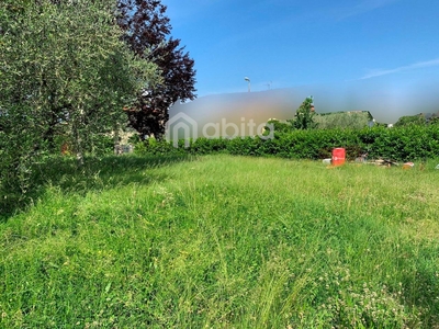 Terreno edificabile residenziale in vendita a Castelfranco Piandiscò