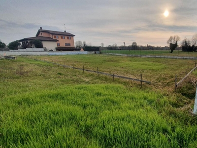 Terreno edificabile residenziale in vendita a Isola Della Scala