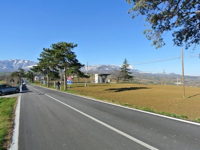 Terreno agricolo in vendita a Loreto Aprutino