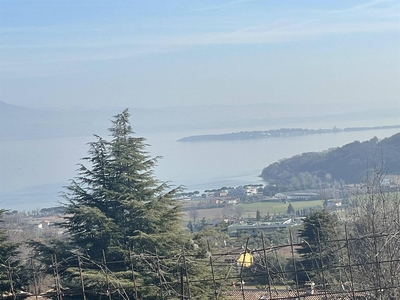 Terreno edificabile residenziale in vendita a Padenghe Sul Garda