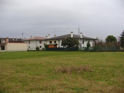 Terreno edificabile residenziale in vendita a Pordenone