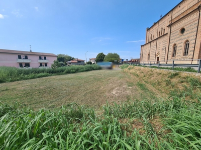 Terreno edificabile residenziale in vendita a Sant'Urbano