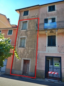 Villa a schiera in vendita a Castiglione Chiavarese
