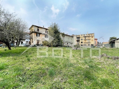 Villa a schiera in vendita a Gozzano