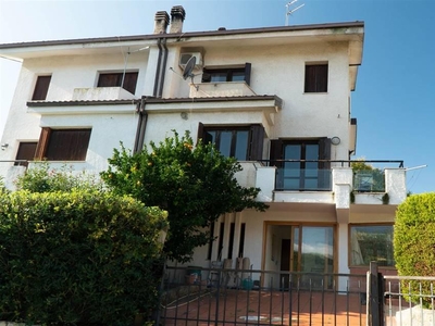Villa a schiera in vendita a Mendicino
