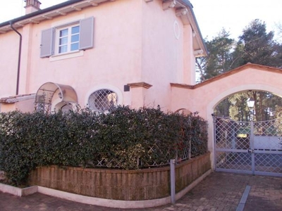 Villa a schiera in vendita a Nepi