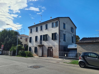 Villa bifamiliare in vendita a Cavezzo