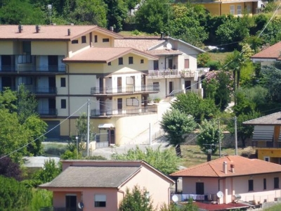 Villa bifamiliare in vendita a Ceccano