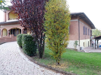 Villa bifamiliare in vendita a Prignano Sulla Secchia