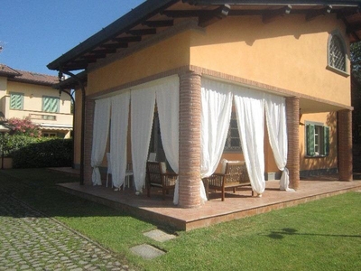 Villa in affitto a Forte Dei Marmi