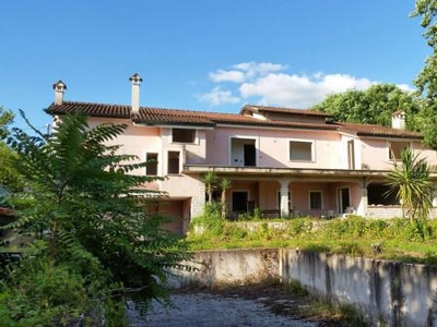 Villa in vendita a Cassino