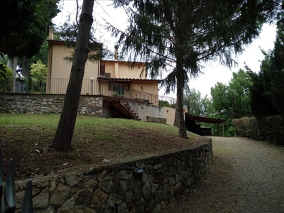 Villa in vendita a Cetona