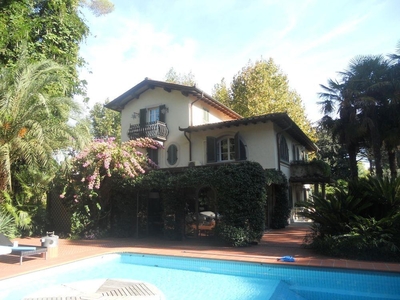 Villa in vendita a Forte Dei Marmi