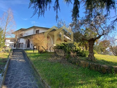 Villa in vendita a Montanaso Lombardo